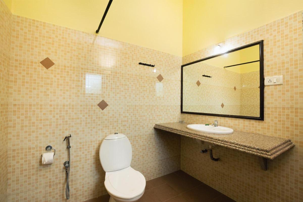 Marina Bay Beach Resort Candolim Ngoại thất bức ảnh